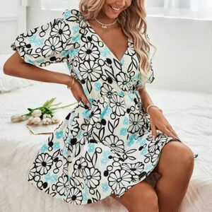 Zara Floral Print Poplin Wrap  Puff Sleeve Dress NWOT White Blue Black Size XS